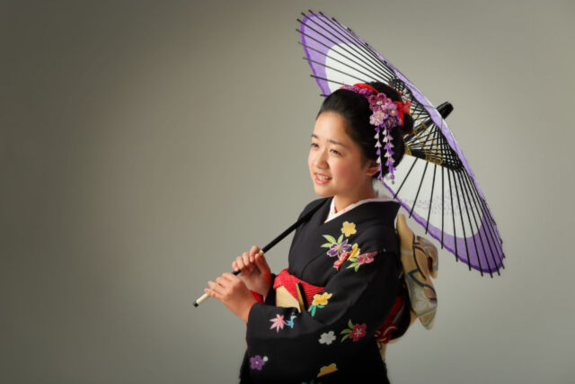 十三詣り　振袖姿の女子　美しい日本髪