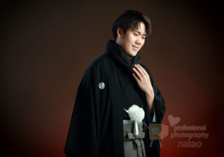 成人記念 きもの姿の男性ポートレイト