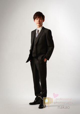 成人記念 スーツ姿の男性