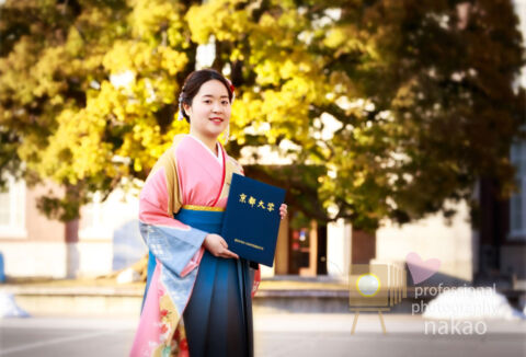 京都大学卒業写真 on location 時計台前広場にて