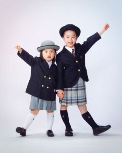 入園記念写真 お姉ちゃんと元樹なポーズ 入園記念写真 お姉ちゃんと元気なポーズ